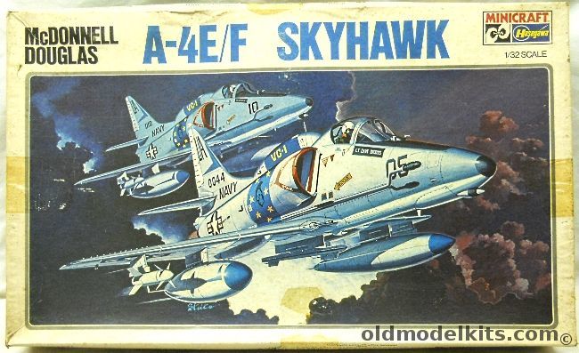 Hasegawa 1/32 A-4E or A-4F Skyhawk - US Navy VC-1, 109 plastic model kit